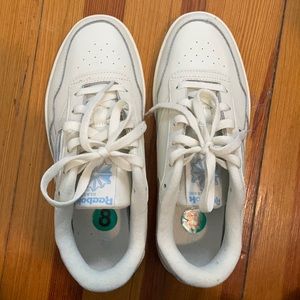 Reebok women’s sneaker size 8